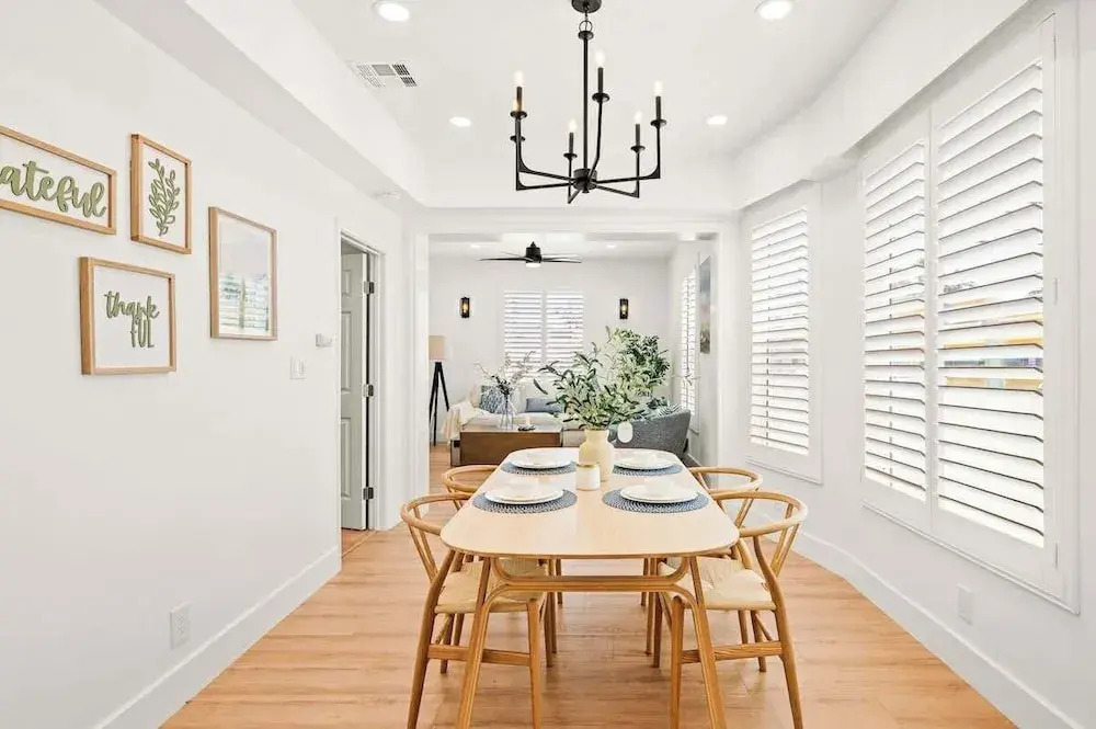 Cozy Retreat Near Downtown Perfect for Families