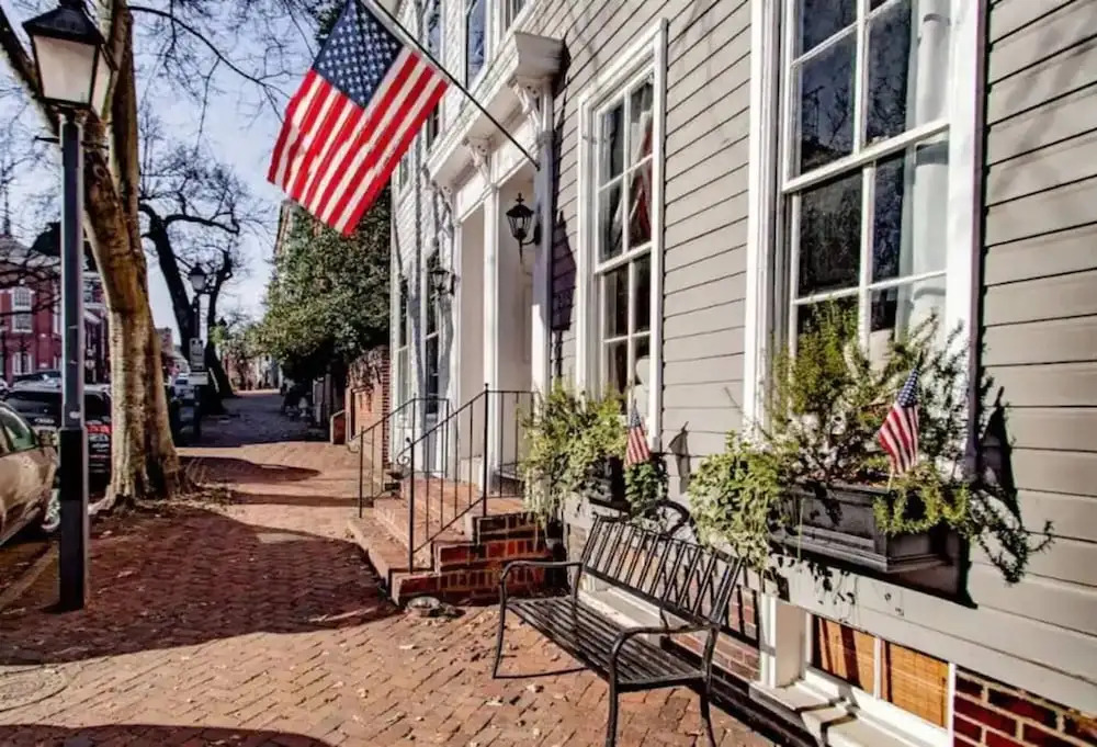 Luxe Cameron House Off King St Est 1870, Alexandria
