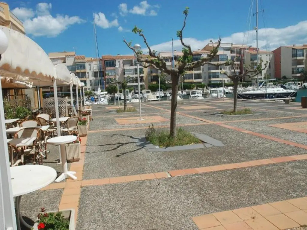 Appartement Cap d'Agde, 1 pièce, 4 personnes - FR-1-607-111