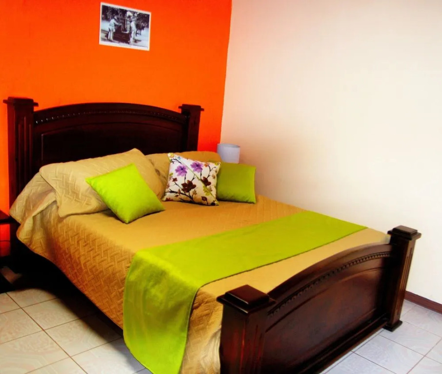 Nafre House B&B Monteverde