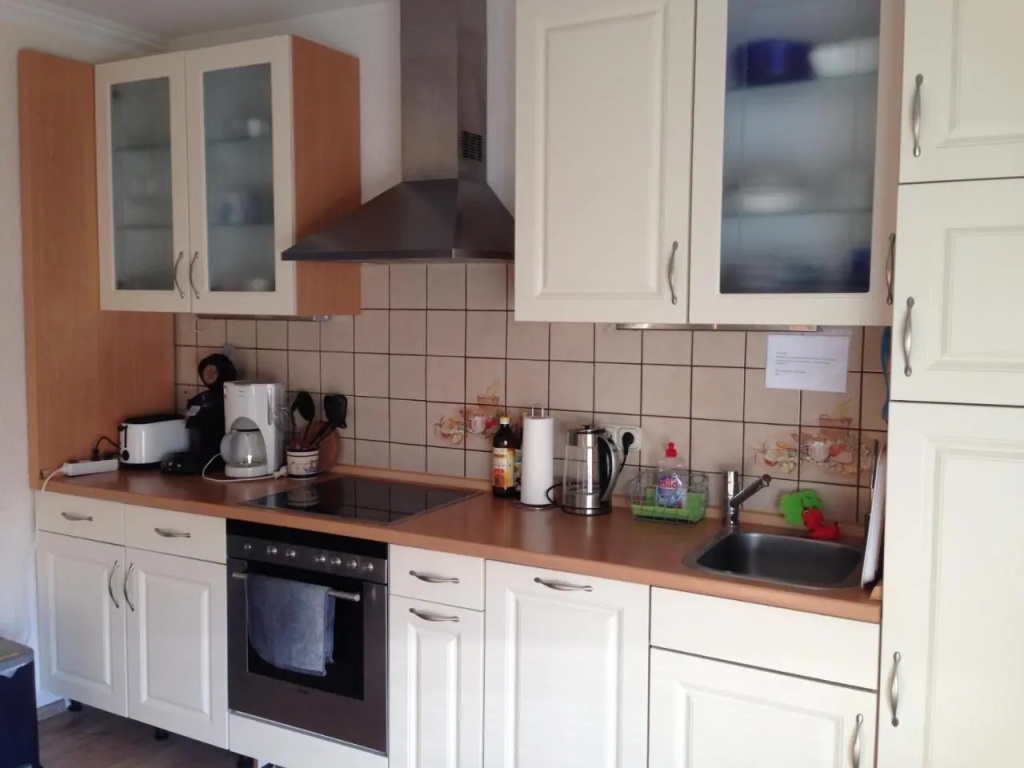Ferienwohnung Mit Garten in Koln