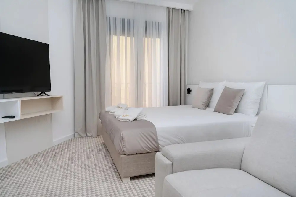 Kondo Hotel Allure