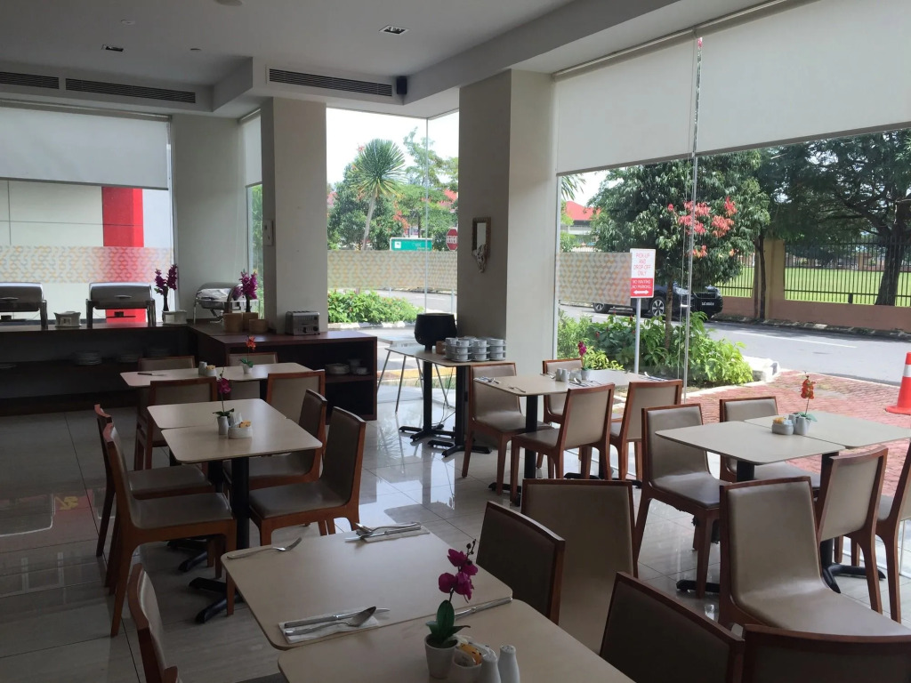 Chaya Hotel