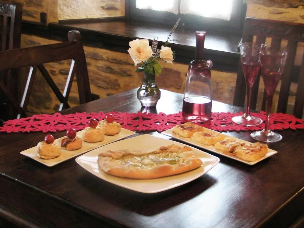 Iliopetra Suites