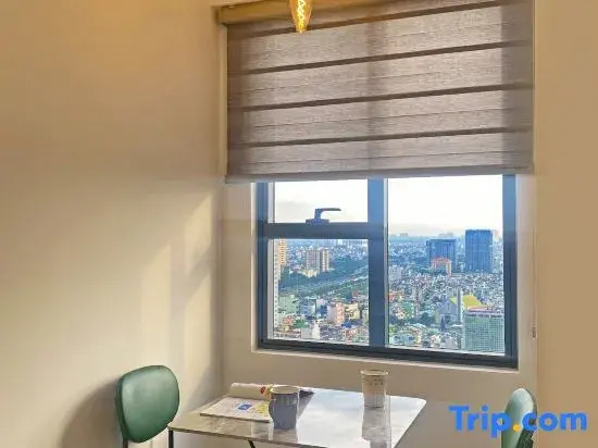 SOHO D1 High Floor Comfy Flat w/ Balcony CityView