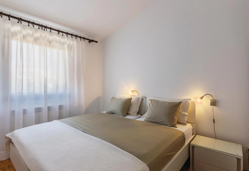Amazing Apartment in Medulin With 4 Bedrooms, Wifi and Outdoor Swimming Pool