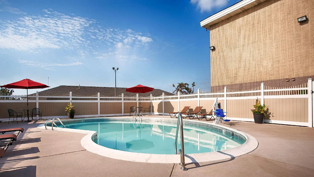 Best Western Ashbury Inn