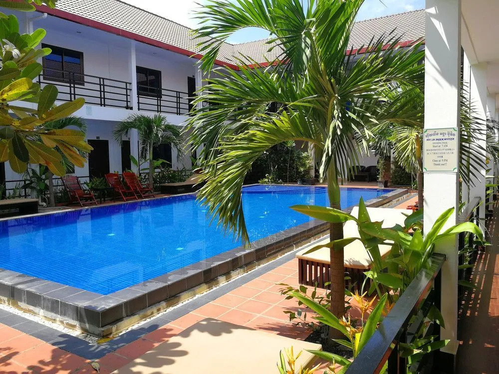 Huylin Angkor Boutique