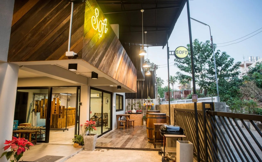 Soft Dormtel Night Bazaar