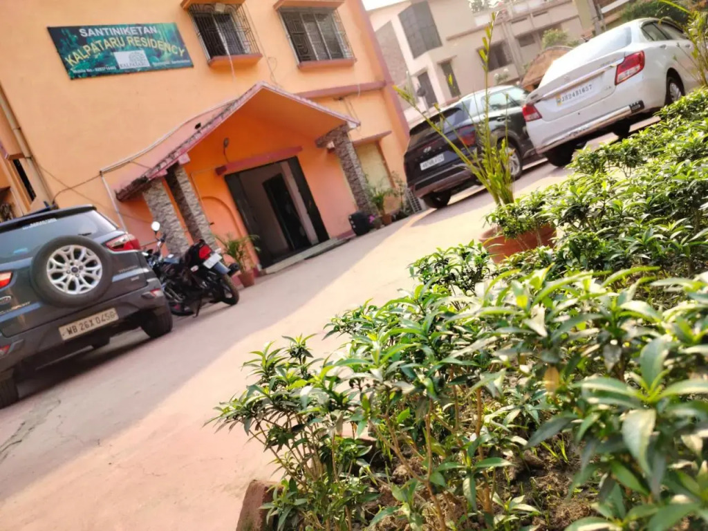 Chaiti Lodge - Santiniketan Bolpur