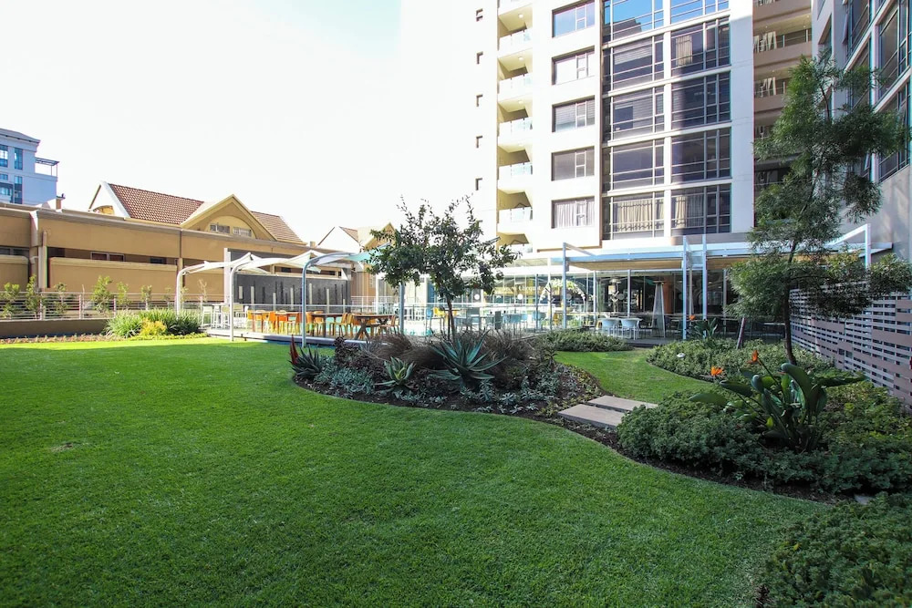 Sandton Smart Apartment Thirty-One