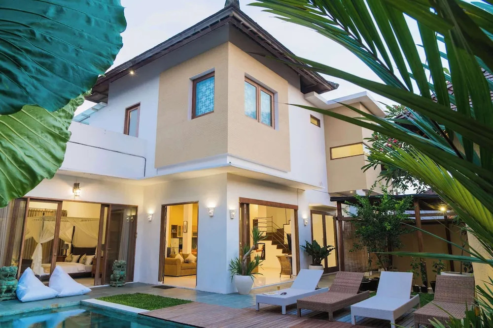 VILLA DUNA Seminyak Bali