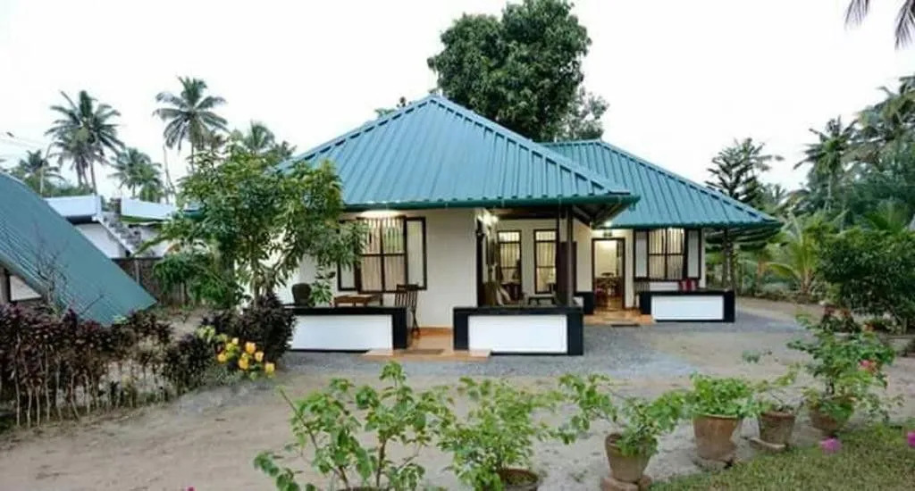 Kadaloram Beach Resort