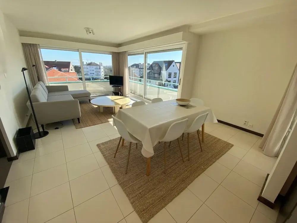 Apartment in Duinbergen Near the Beach