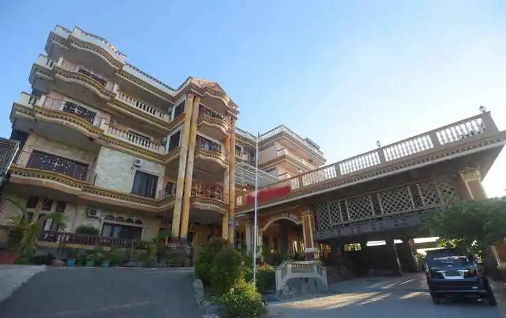 Chrysant Hotel and Resort
