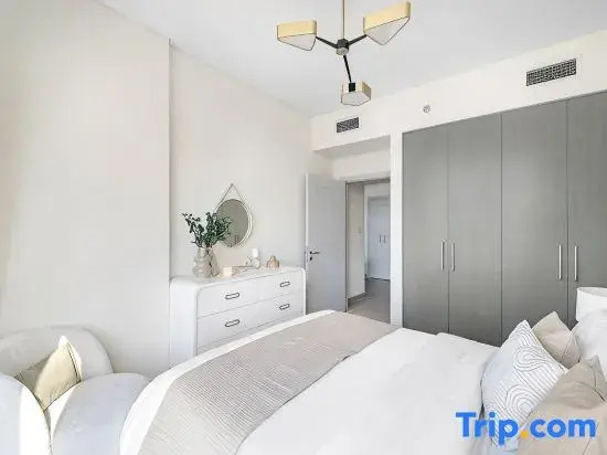 Modern 1BR Near Dubai Mall & Dubai Fountain