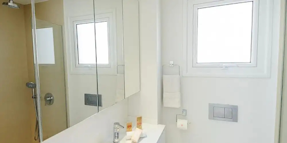 Rent Private Villa 100