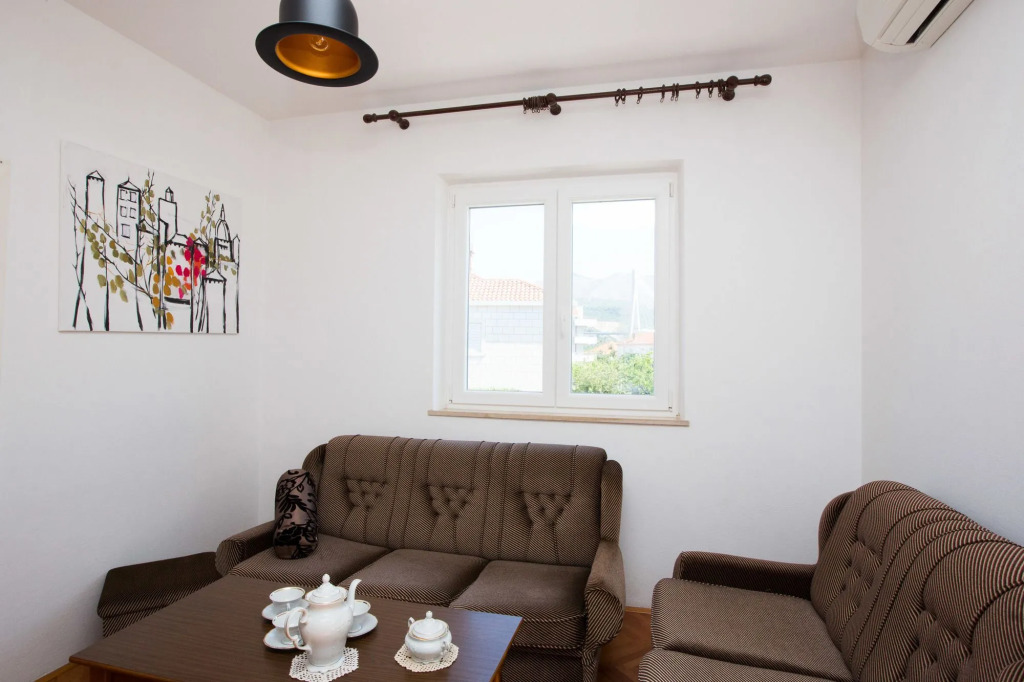 Aida Apartments and Rooms for couples and families FREE PARKING