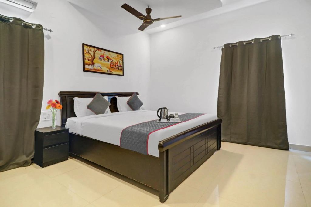 Super Townhouse RCC Park View Inn