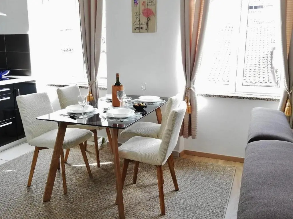Apartment Lucy - City Center of Rijeka 4 *