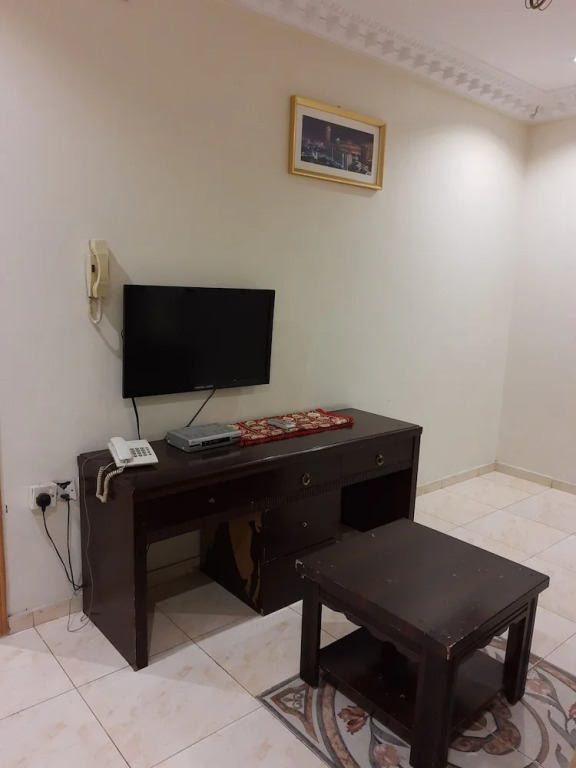 OYO 541 The Mar Furnished Apartments