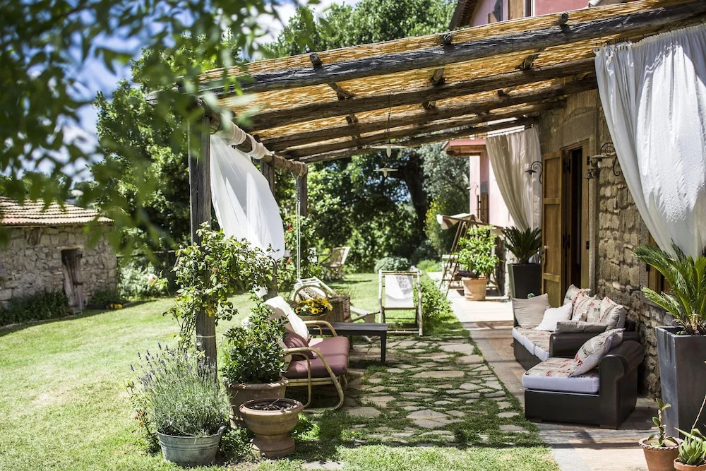 Charming Home in a Wonderful Example of Early Twentieth Century Farmhouse