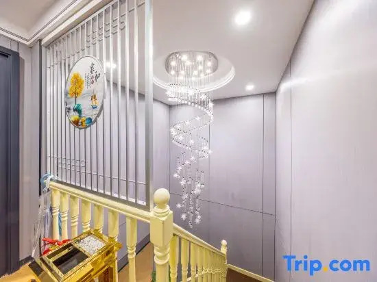 Lanyue Smart Homestay (Lanzhou University Second Hospital Xiguan Subway Station Exit C2)