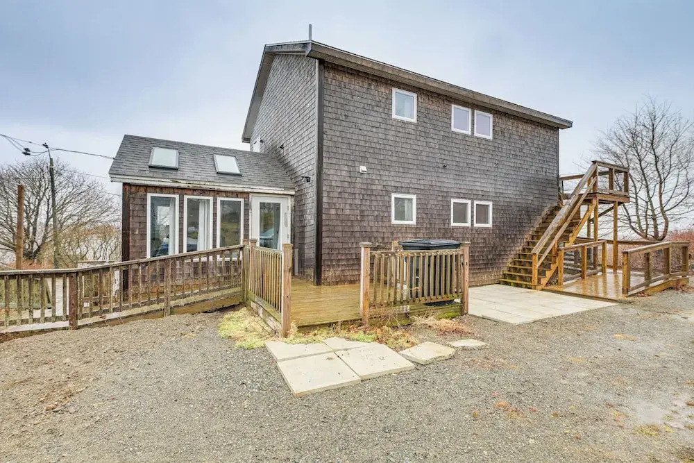 Newly Renovated Maine Retreat: Deck w/ Ocean View!