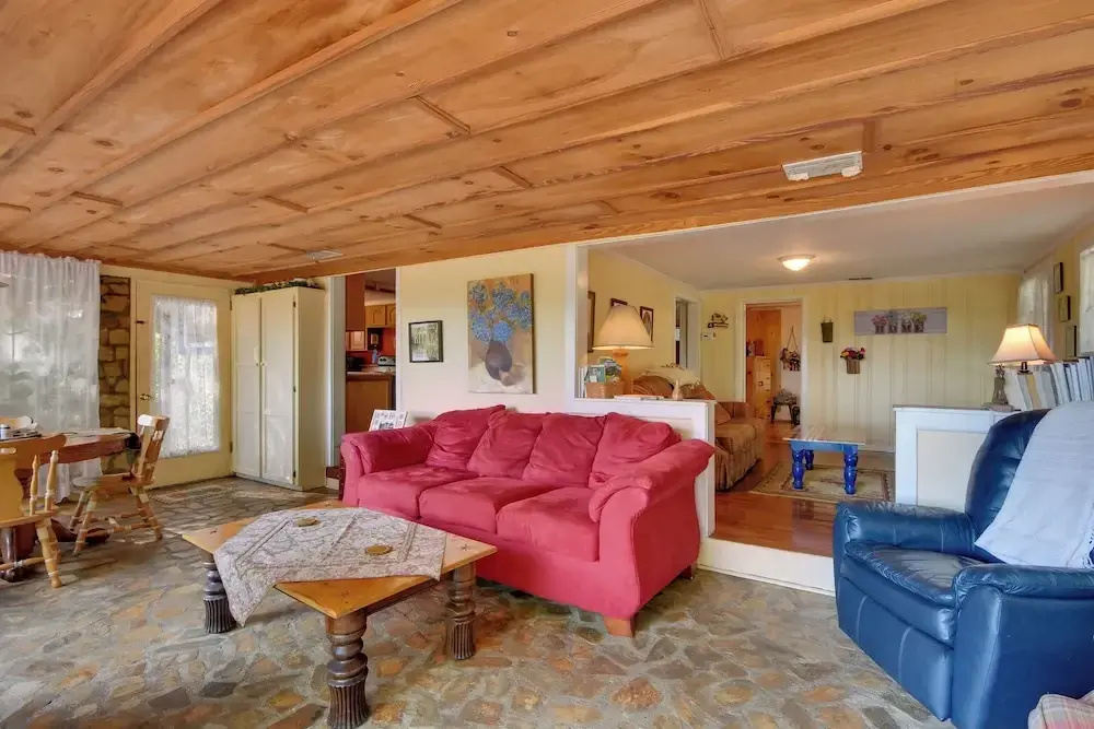 Mountain Cottage w/ Views Near Tail of the Dragon!