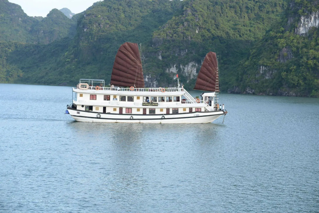 Imperial Classic Cruise Halong
