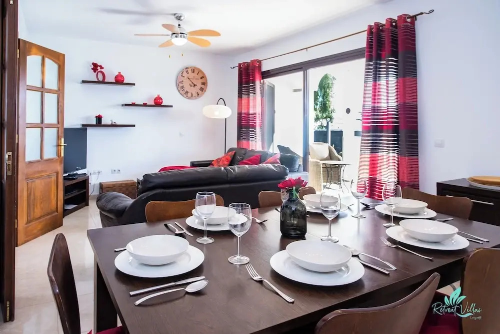 3 Bed Villa - Pool, Terrace, Bbq, Near Beach