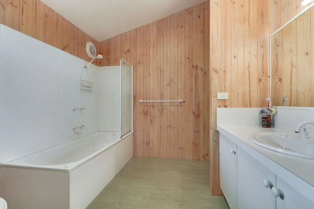 Casuarina - Relaxing Metung Getaway