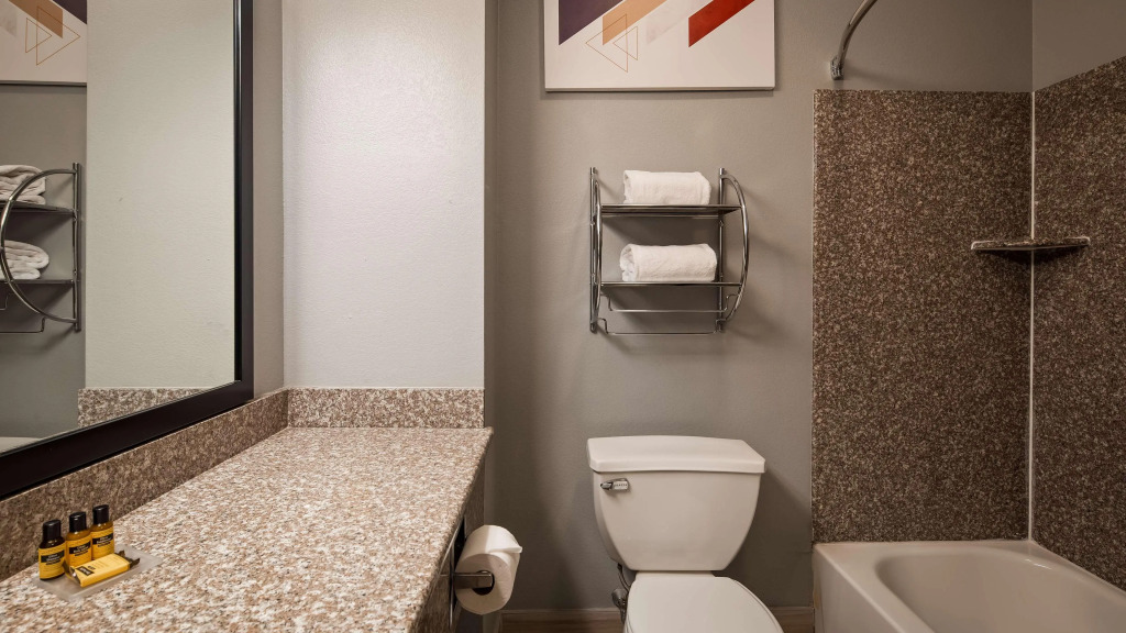 Best Western Plus New Cumberland