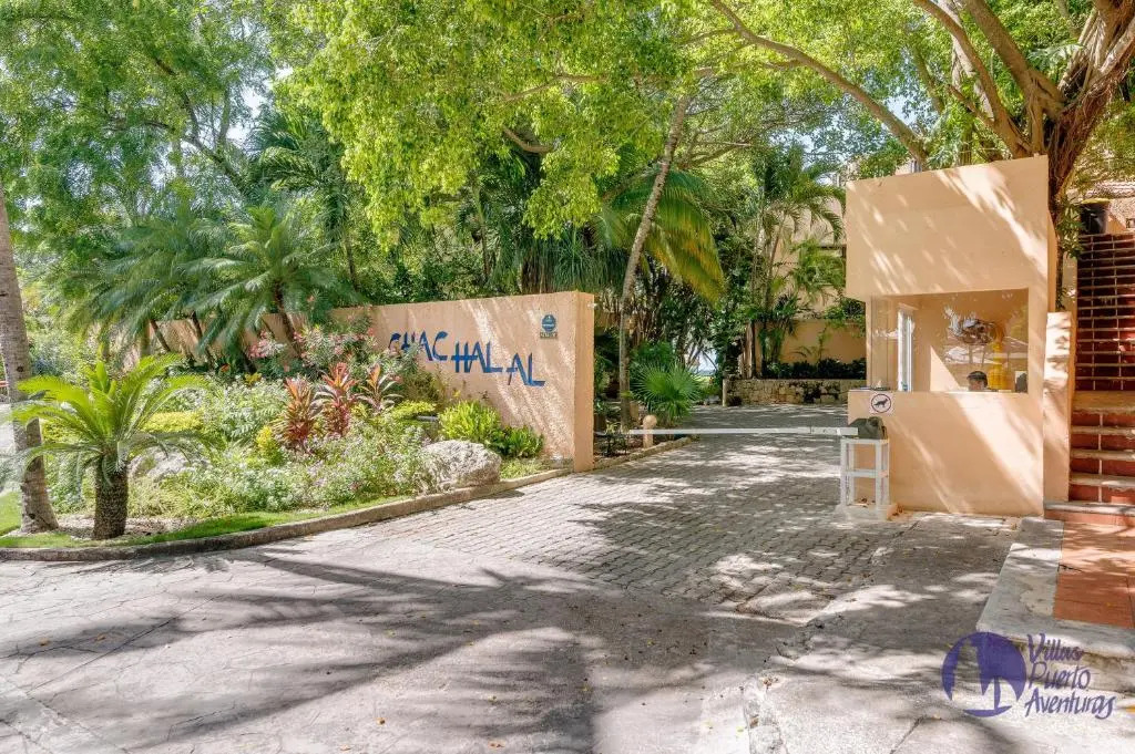 Chac Hal, Beachfront Apartment with Amenities-2