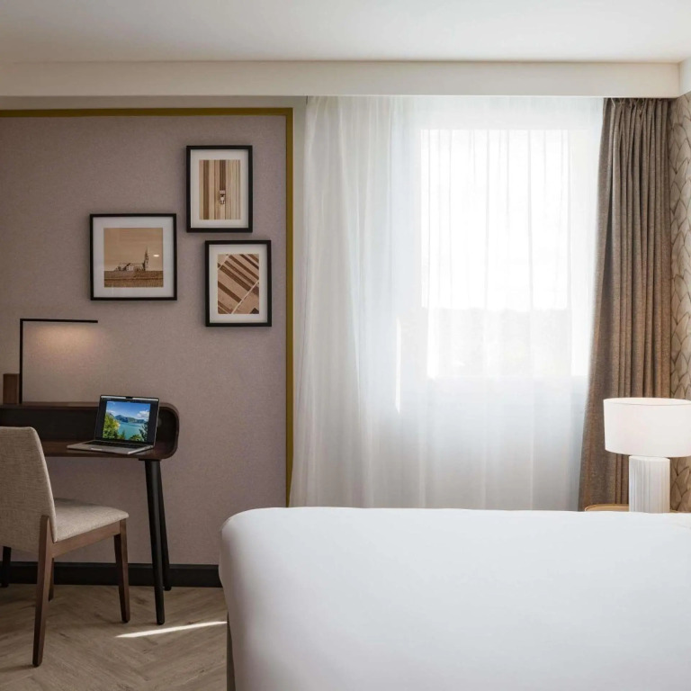 Mercure Chartres Est