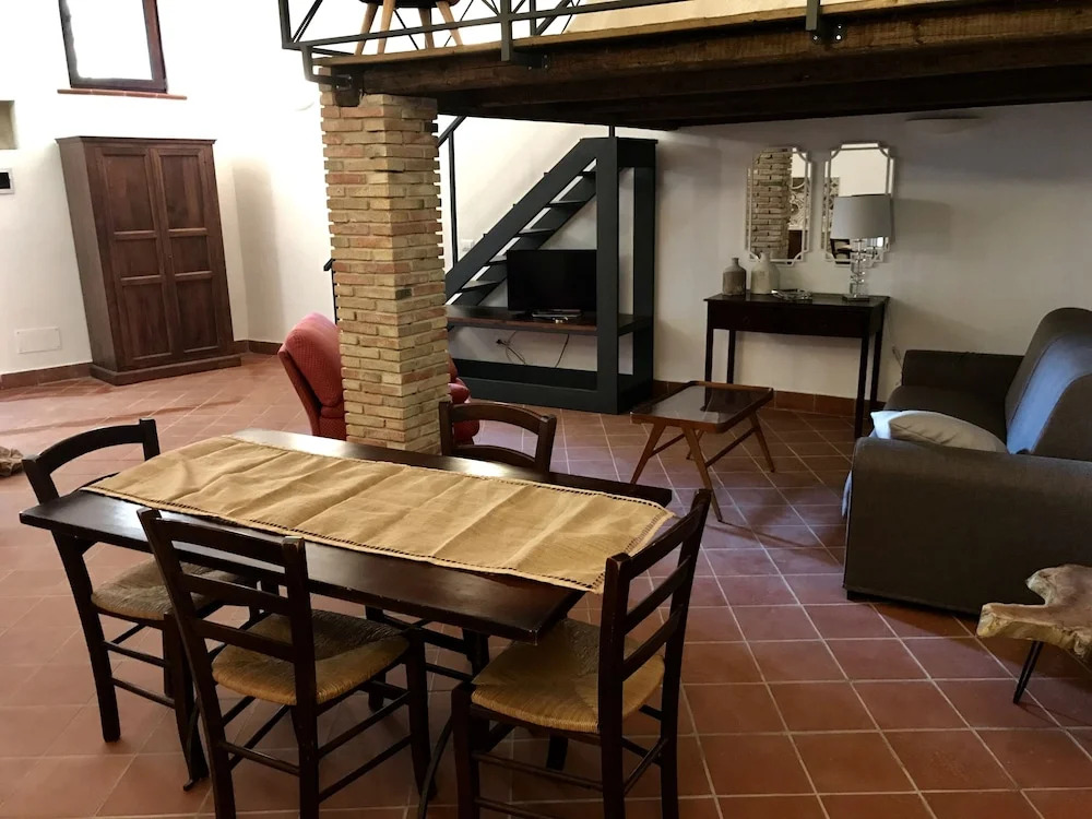 Apollo Studio Apartment