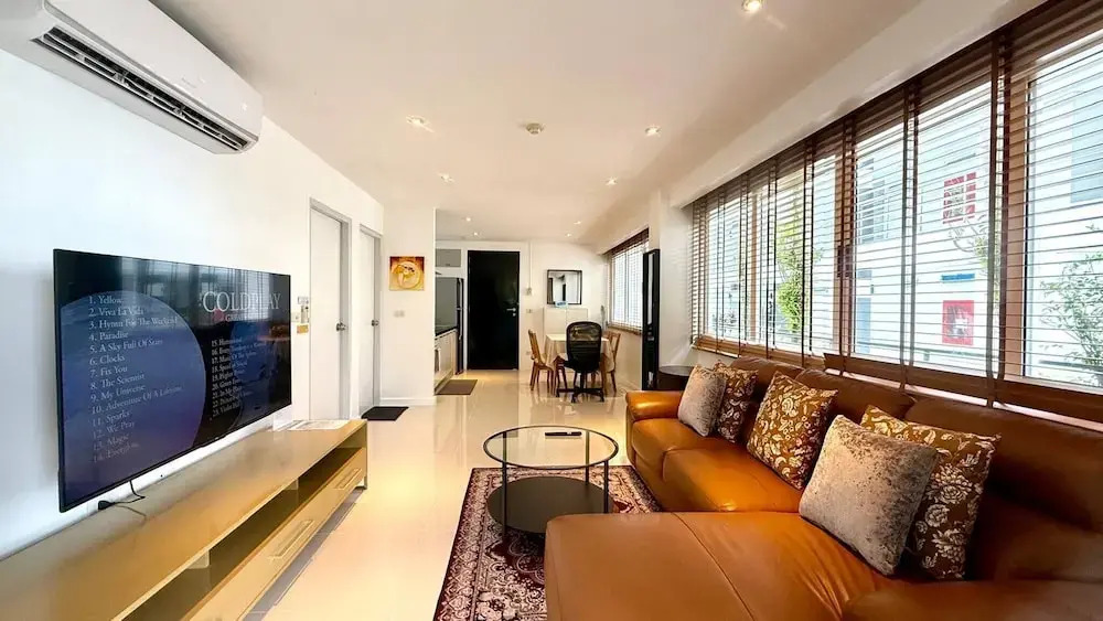 B11 Sunset Plaza Partial Seaview 1 Bedroom 1 Bathroom With Large Jaguzzi