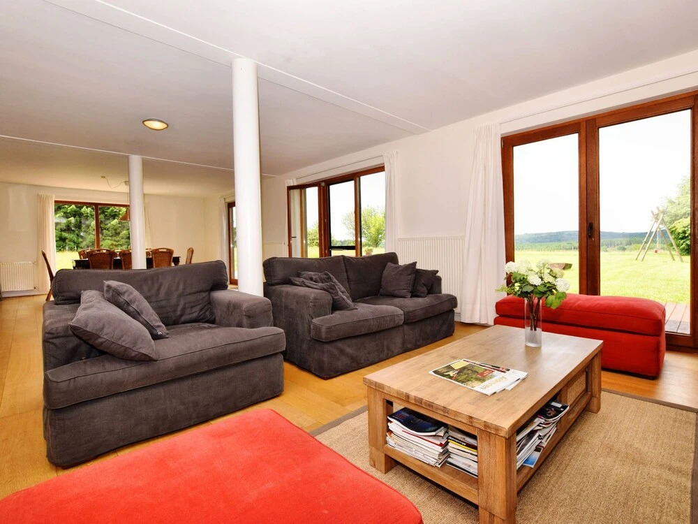 Countryside Holiday Home in Mont with Terrace And Garden