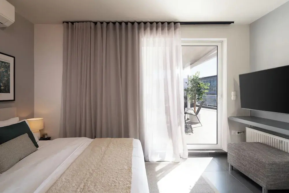City View Penthouse with Large Terrace
