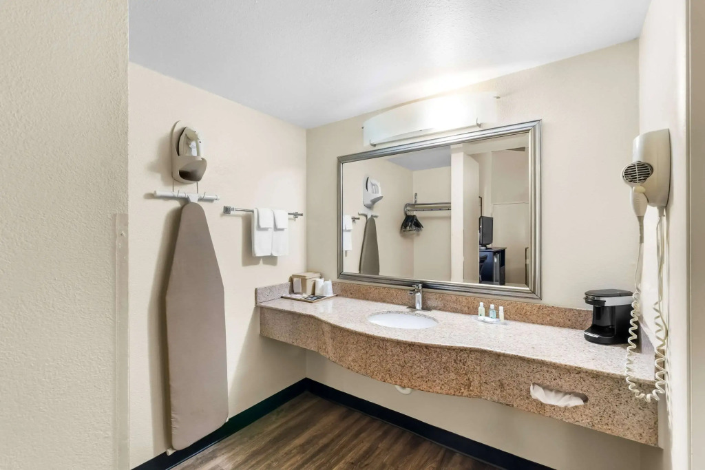 Quality Inn Tullahoma