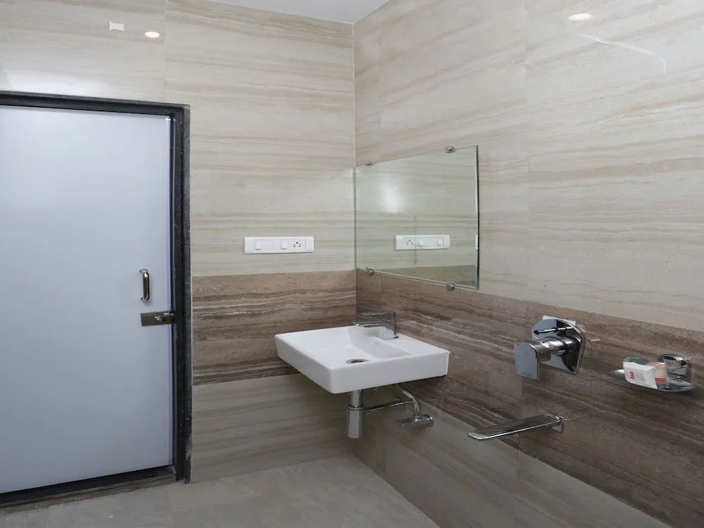 OYO 12899 Hotel Khushi Regent