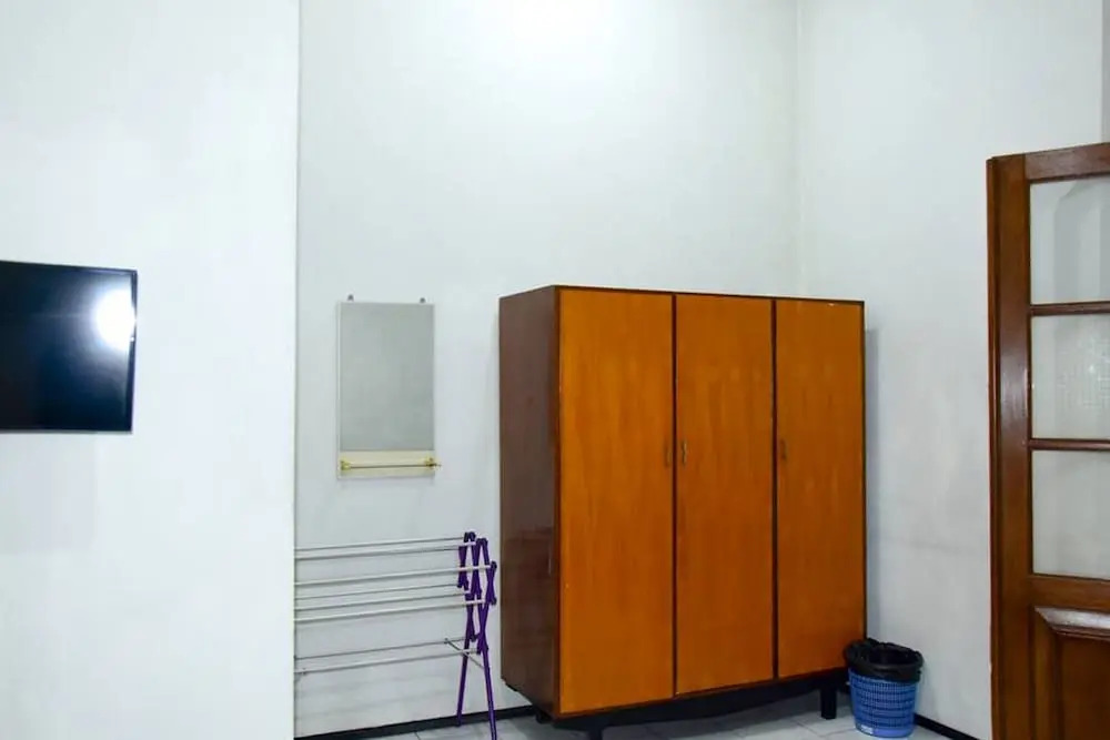 RedDoorz Syariah near Puro Pakualaman Palace