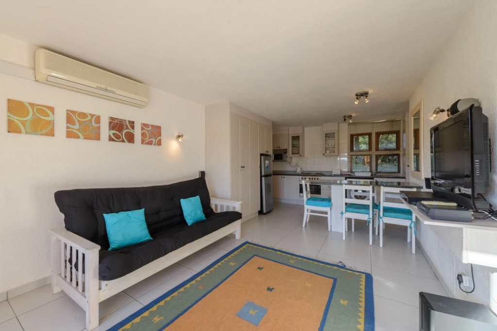 San Lameer Villa Rentals 10401