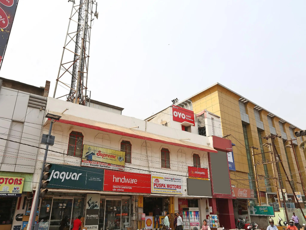 OYO Flagship 5716 Hotel Krishna