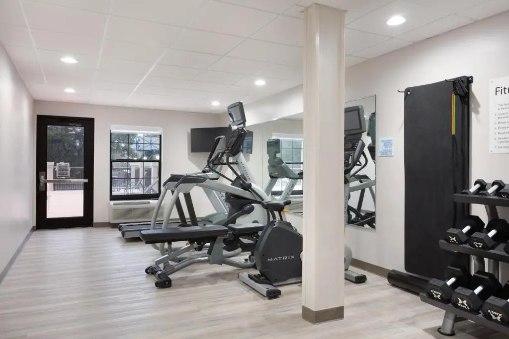 Holiday Inn Express & Suites - Morehead City by IHG
