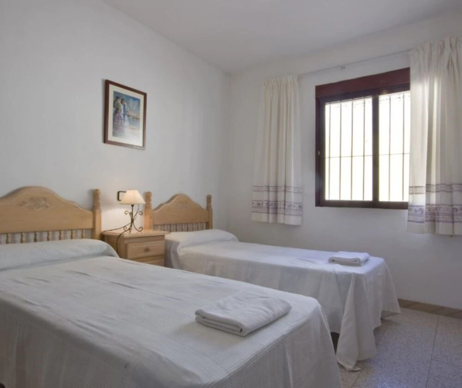 Villa - 3 Bedrooms with WiFi - 106444
