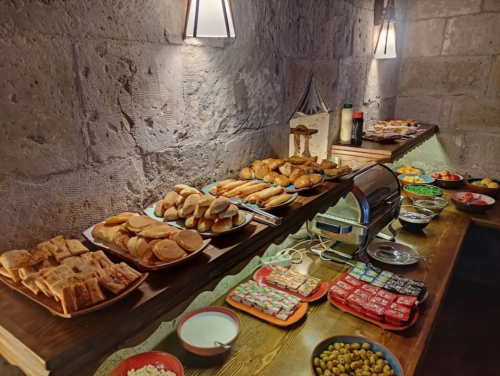 Dervish Cave House & Elegance Cave Suites