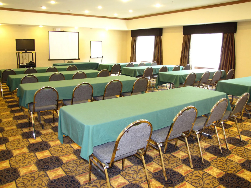 Holiday Inn Express Hotel & Suites Kilgore by IHG