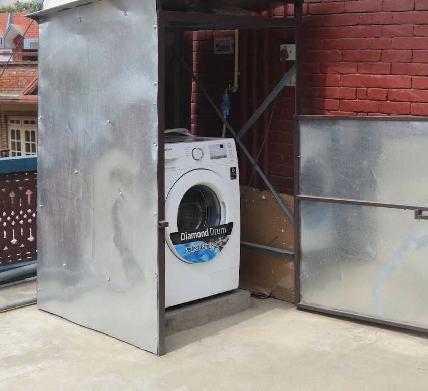 First Apartment 1bhk Thamel 5 min Walk 1st Floor