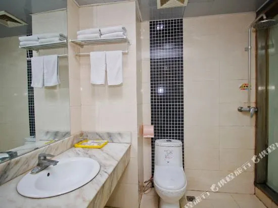 Fengcheng Hotel